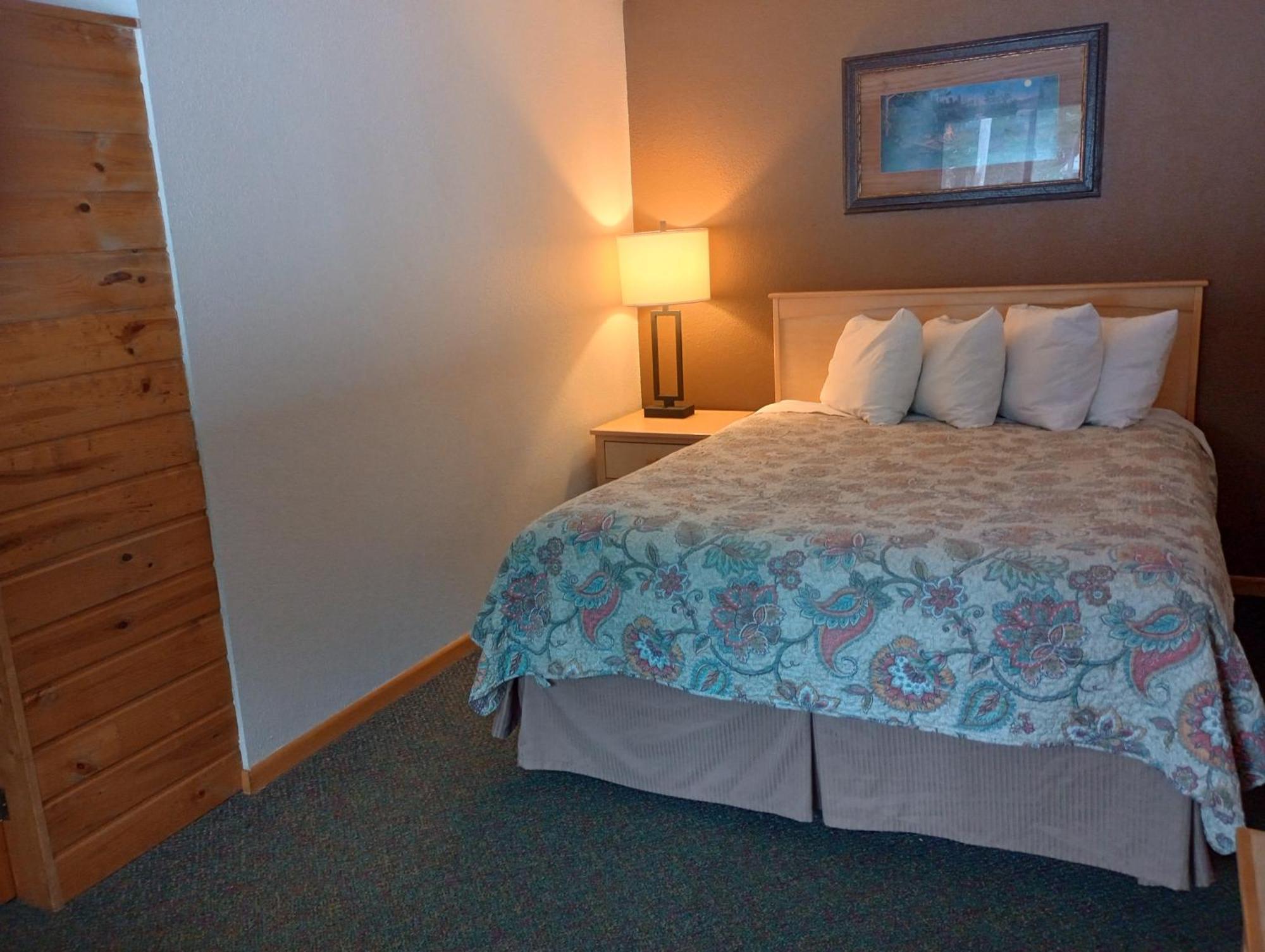 Centerstone Resort Lake-Aire Tomahawk Exterior photo