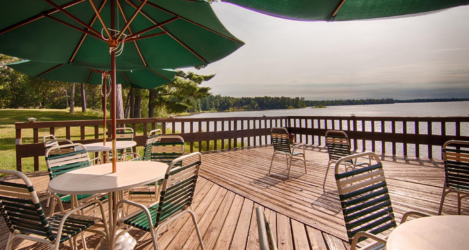 Centerstone Resort Lake-Aire Tomahawk Exterior photo