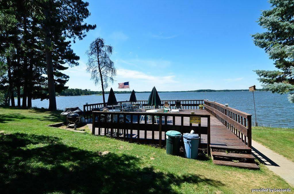 Centerstone Resort Lake-Aire Tomahawk Exterior photo