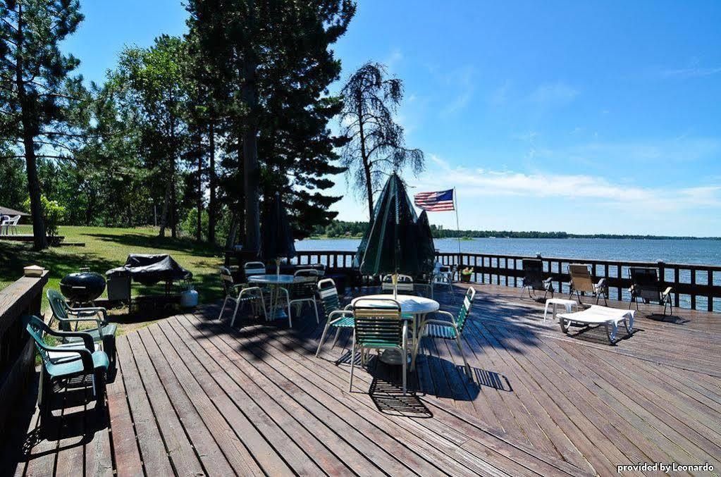 Centerstone Resort Lake-Aire Tomahawk Exterior photo